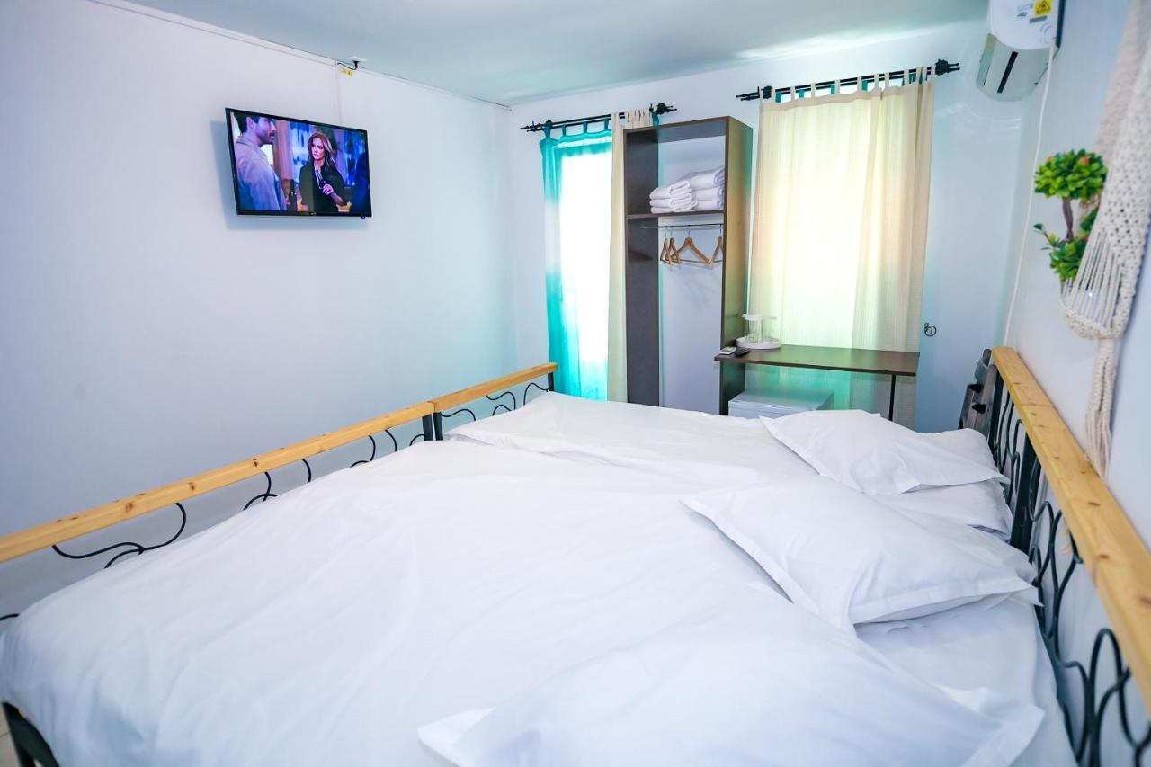 Hotel Neata Vama Veche Zewnętrze zdjęcie