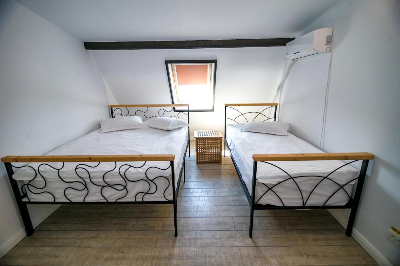 Hotel Neata Vama Veche Zewnętrze zdjęcie