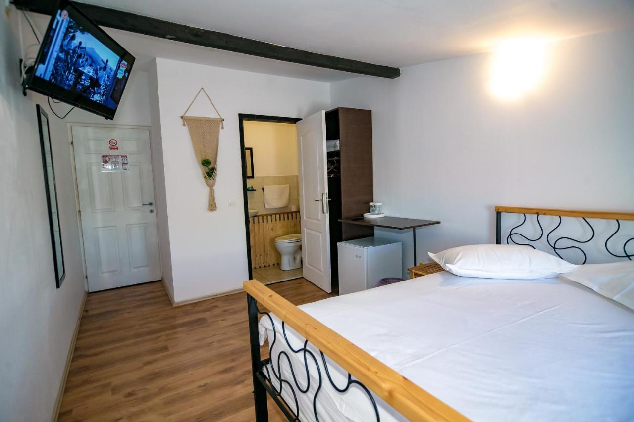 Hotel Neata Vama Veche Zewnętrze zdjęcie