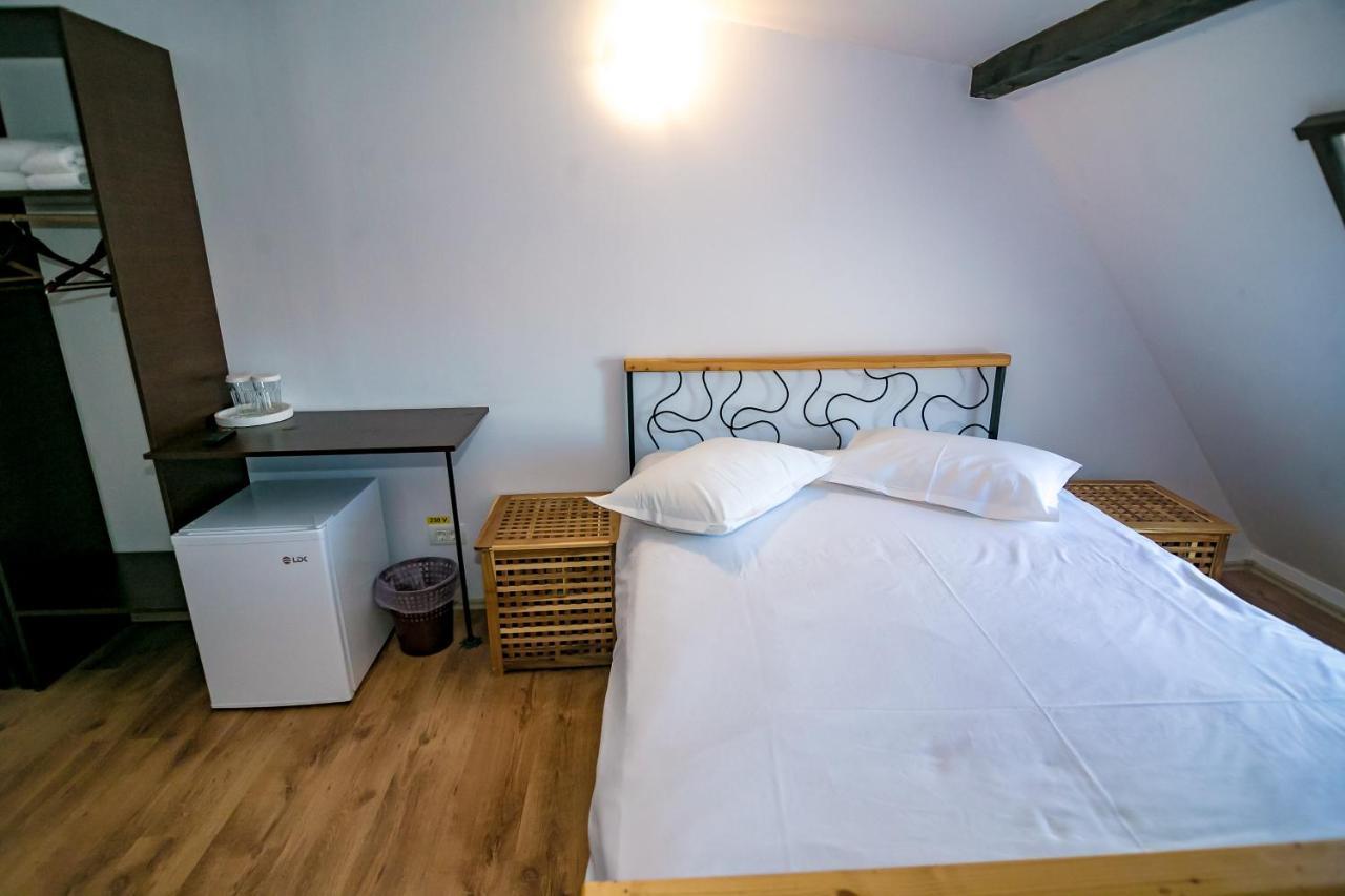 Hotel Neata Vama Veche Zewnętrze zdjęcie