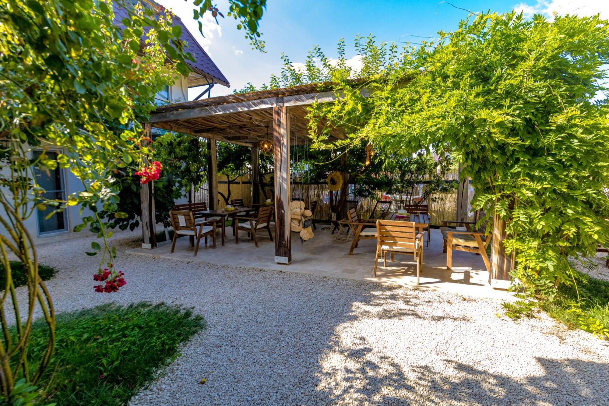 Hotel Neata Vama Veche Zewnętrze zdjęcie